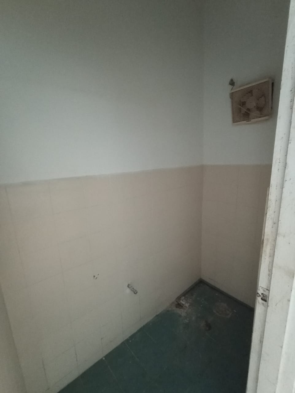 Prima Tanjung Ground Floor Shop Facing Main Road - photo 7