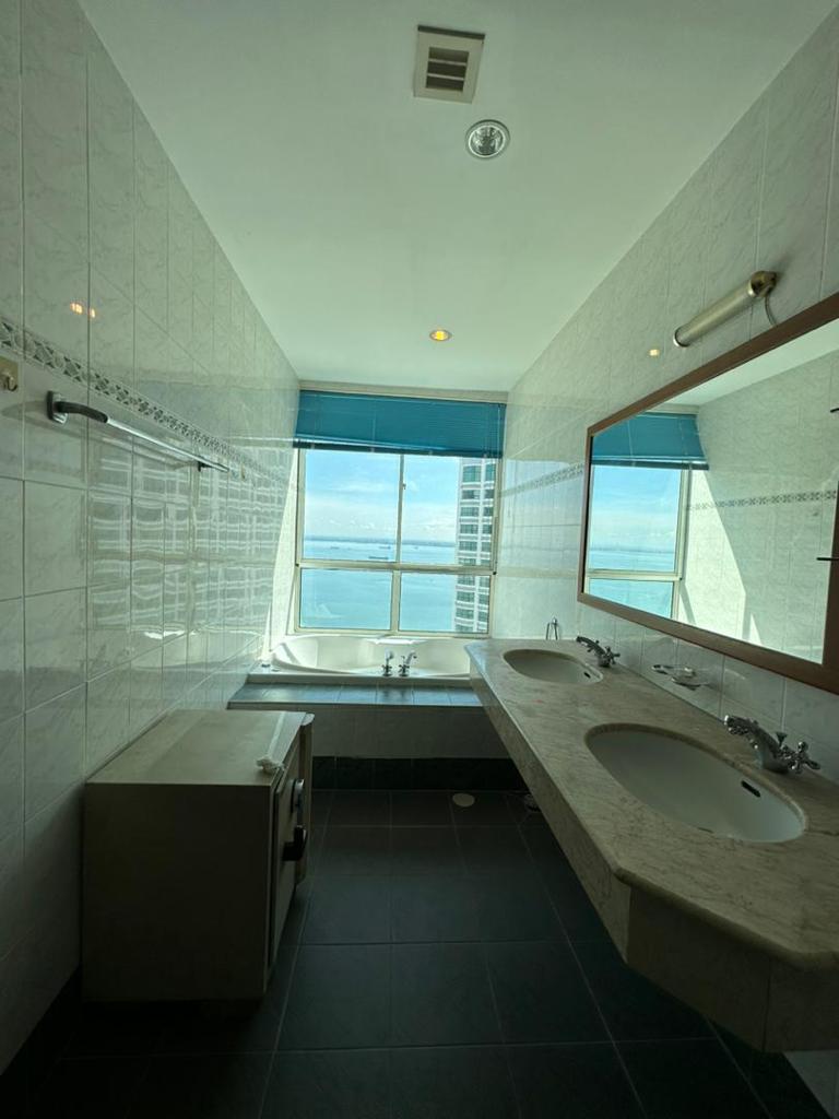 Gurney Beach High Floor Gurney Drive 2600sf - photo 3