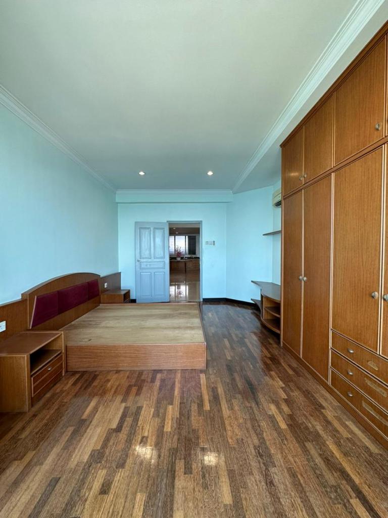 Gurney Beach High Floor Gurney Drive 2600sf - photo 5