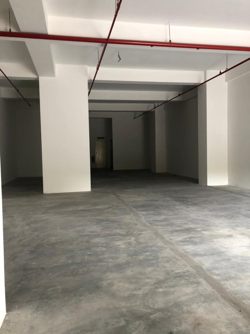 Elit Avenue Shop Ground Floor 2000sf - photo 4