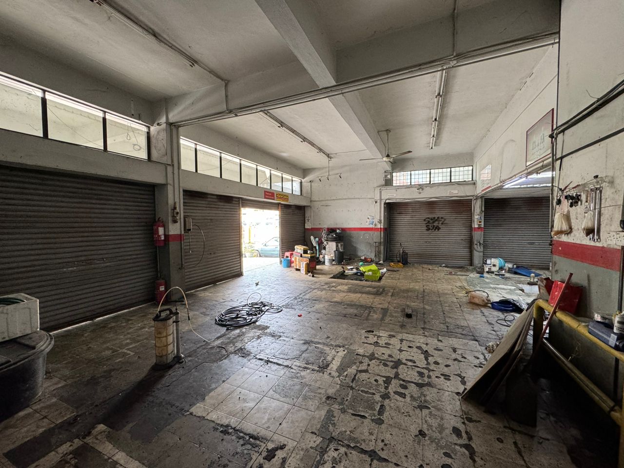 Sungai Nibong Shop 3000sf Facing Main Road - photo 2