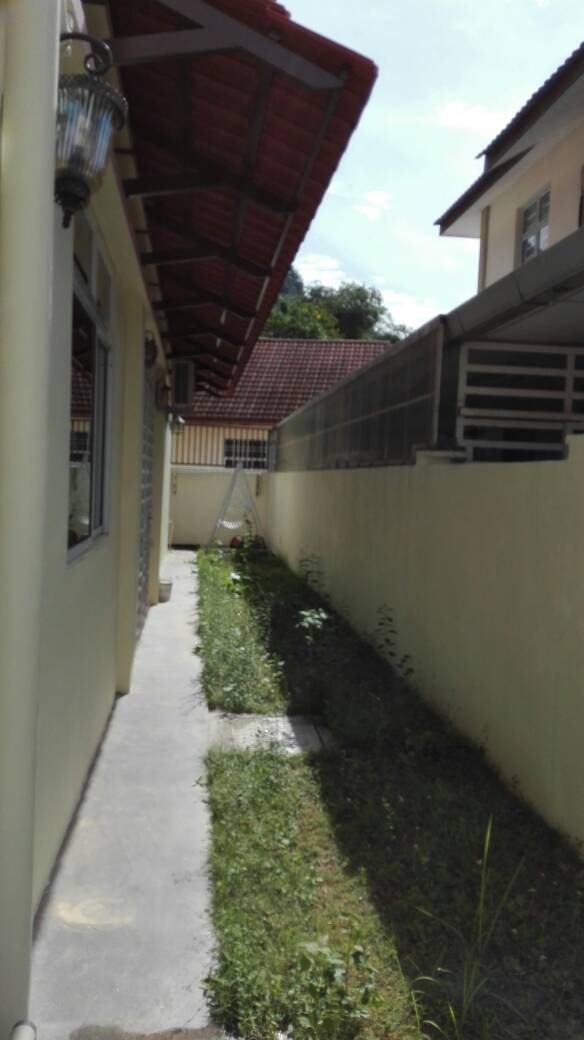 Balik Pulau Jalan Air Putih 2 Sty Semi D Renovated - photo 8
