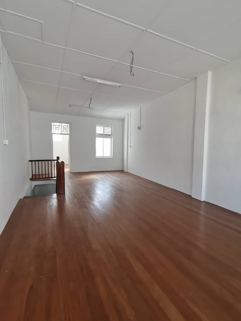 Georgetown 2 Storey Shop Jalan Hutton Lane 2500sf - photo 5