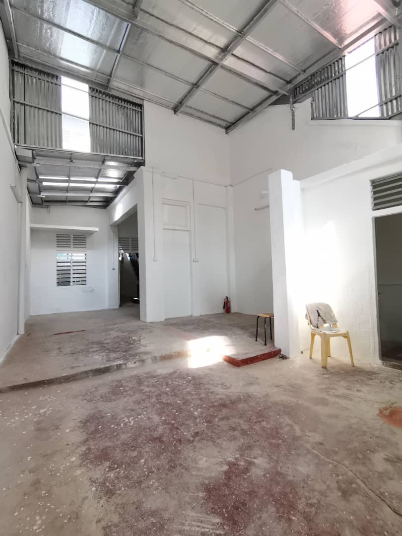 Georgetown 2 Storey Shop Jalan Hutton Lane 2500sf - photo 9