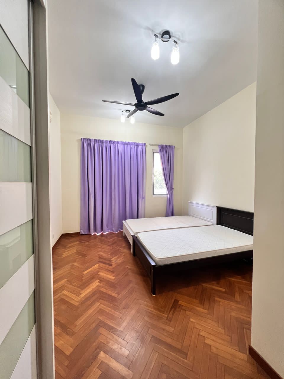 Ariza Terrace Seri Tanjung Pinang Move In Cond - photo 2