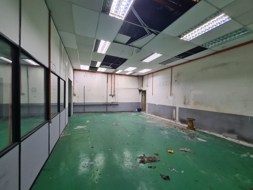 Bayan Lepas Factory Warehouse FTZ 40000sf - photo 9