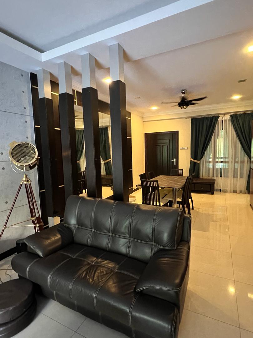 Alila Horizon Renovated Furnish 1388sf 2 Car Park - photo 6