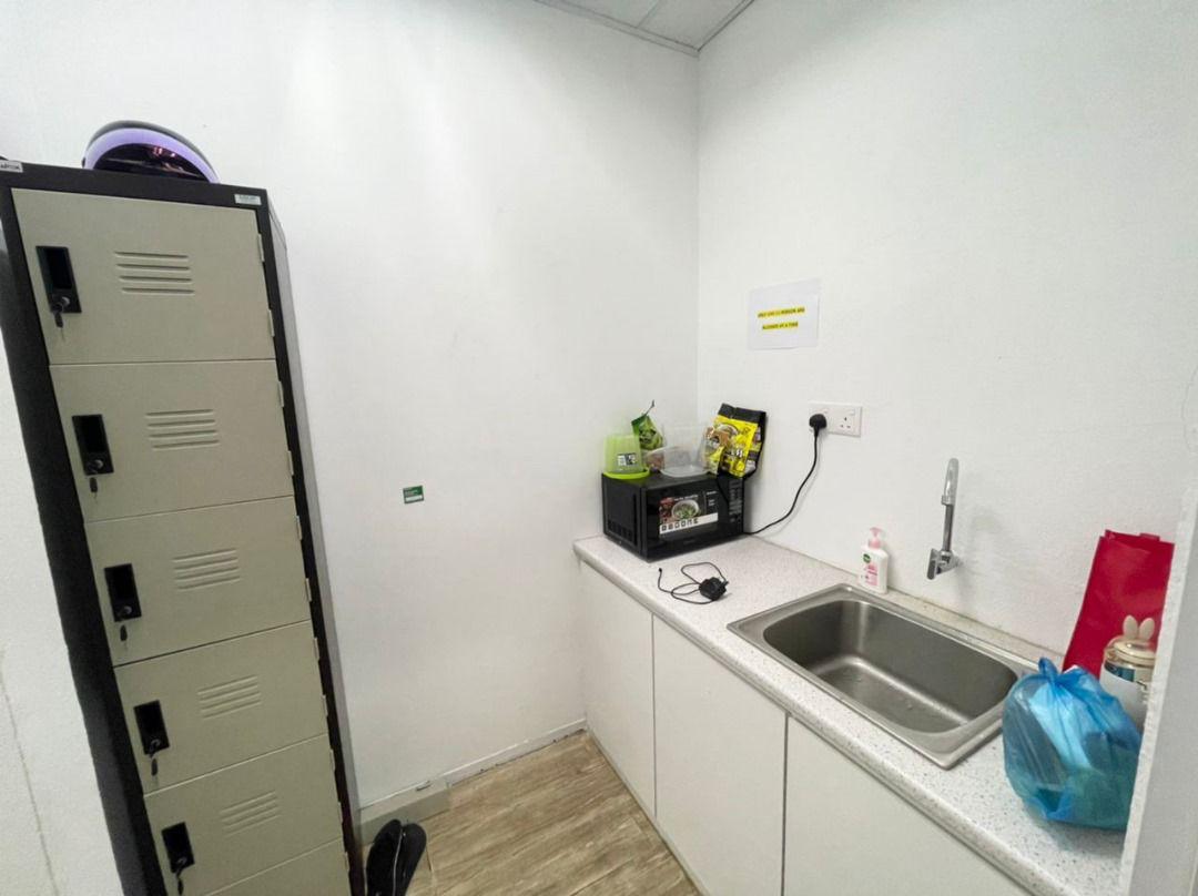 Jelutong Shop Ground Floor 1300sf Facing Main Road - photo 4