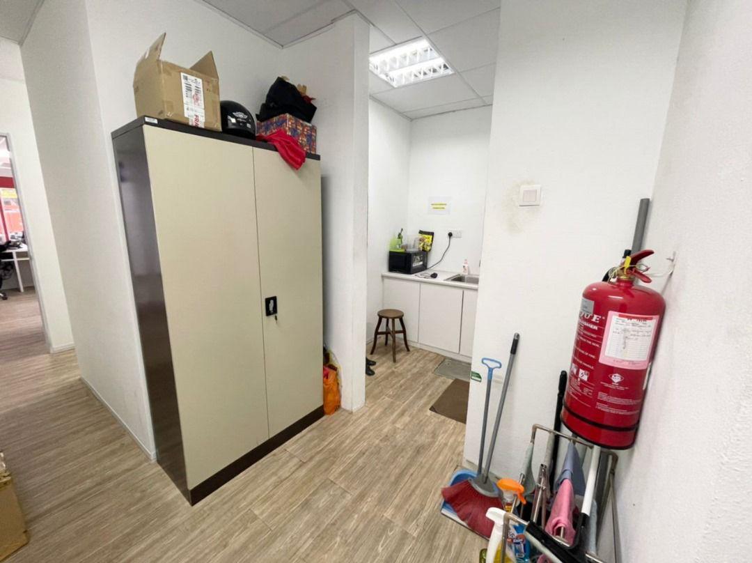 Jelutong Shop Ground Floor 1300sf Facing Main Road - photo 12