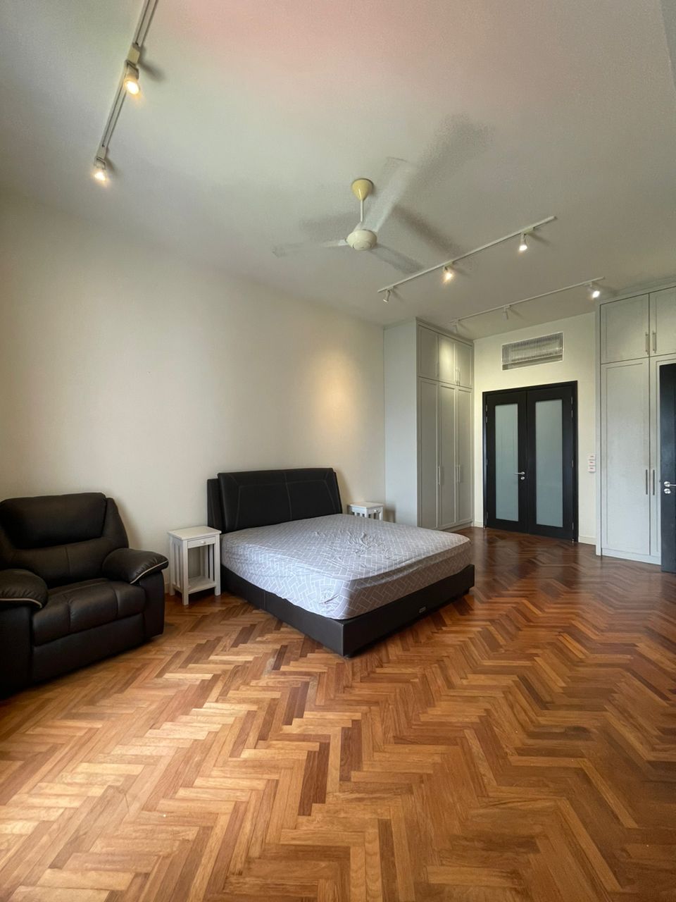 18 East Andaman Quayside Sea View - photo 4