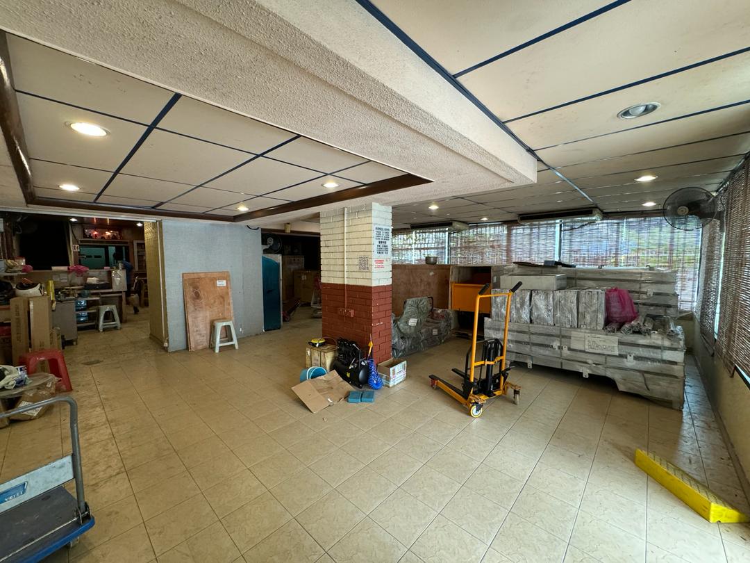 Jalan Trengganu Jelutong 2 Sty Shop 3300sf - photo 10