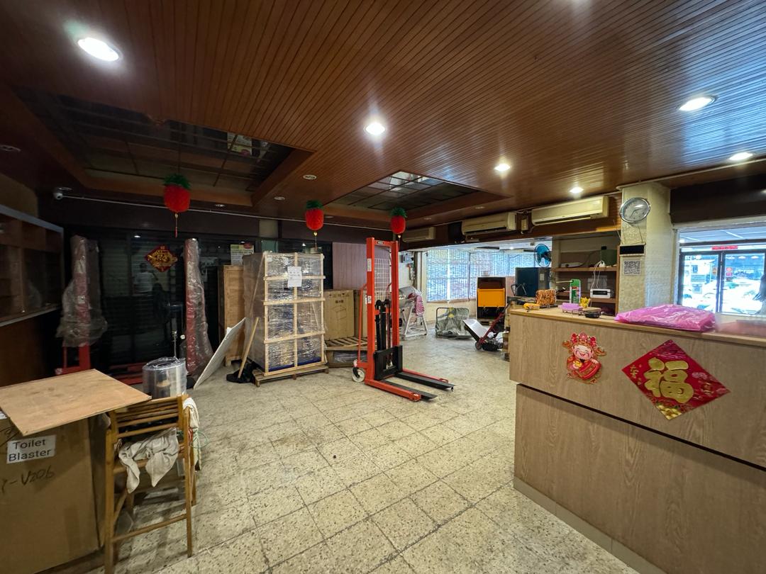 Jalan Trengganu Jelutong 2 Sty Shop 3300sf - photo 13