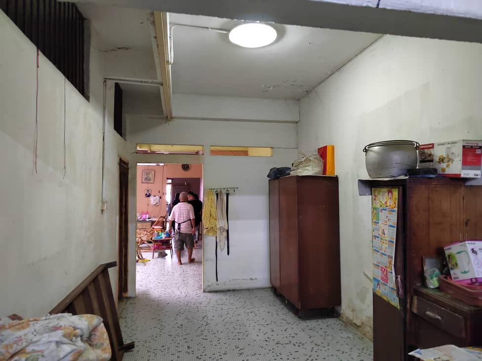 2 Sty Shop House Lorong Selamat Georgetown 3800sf - photo 9