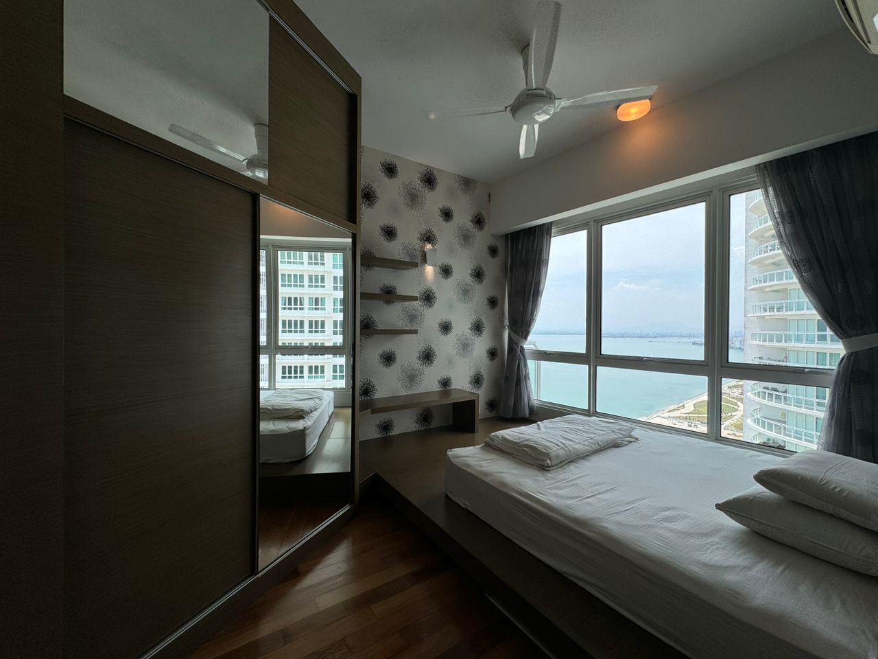 Gurney Paragon West Tower High Floor 2810sf - photo 11
