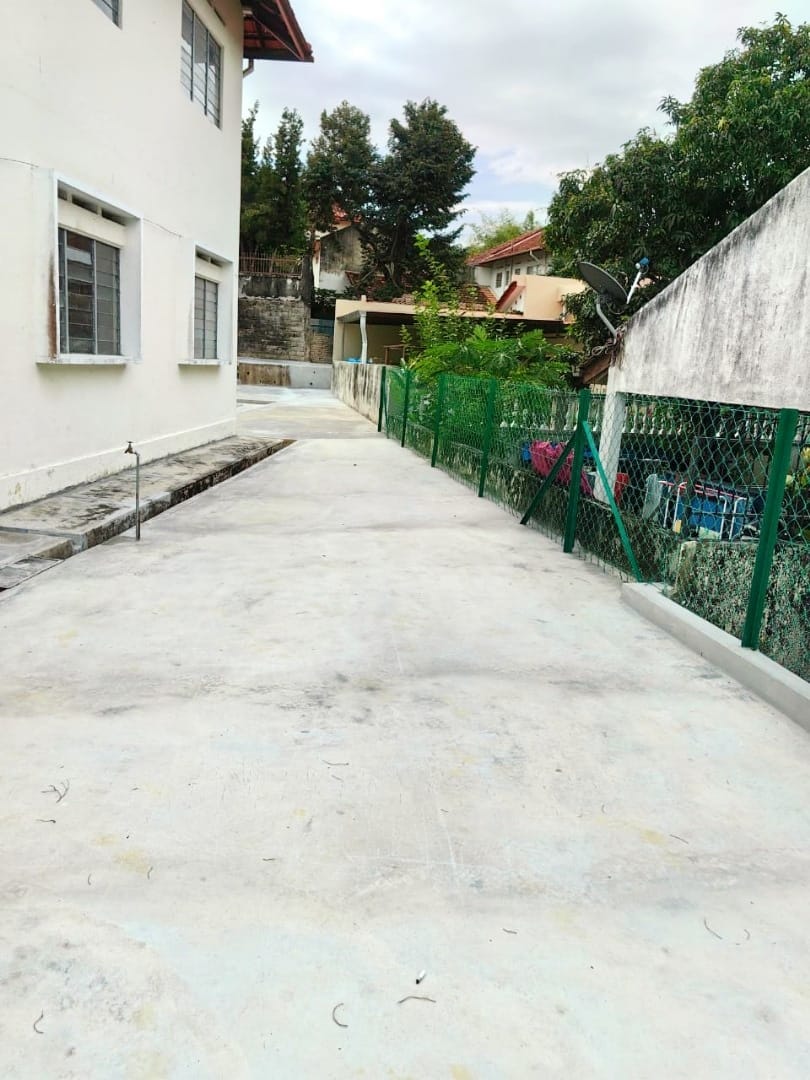 2 Storey Semi D, Jalan Bunga Tanjung 4100sf - photo 2