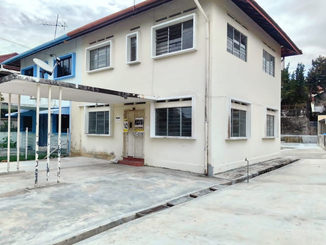 2 Storey Semi D, Jalan Bunga Tanjung 4100sf - photo 4
