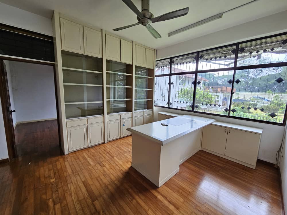 2 Storey Bungalow Jesselton 9800sf Renovated - photo 9