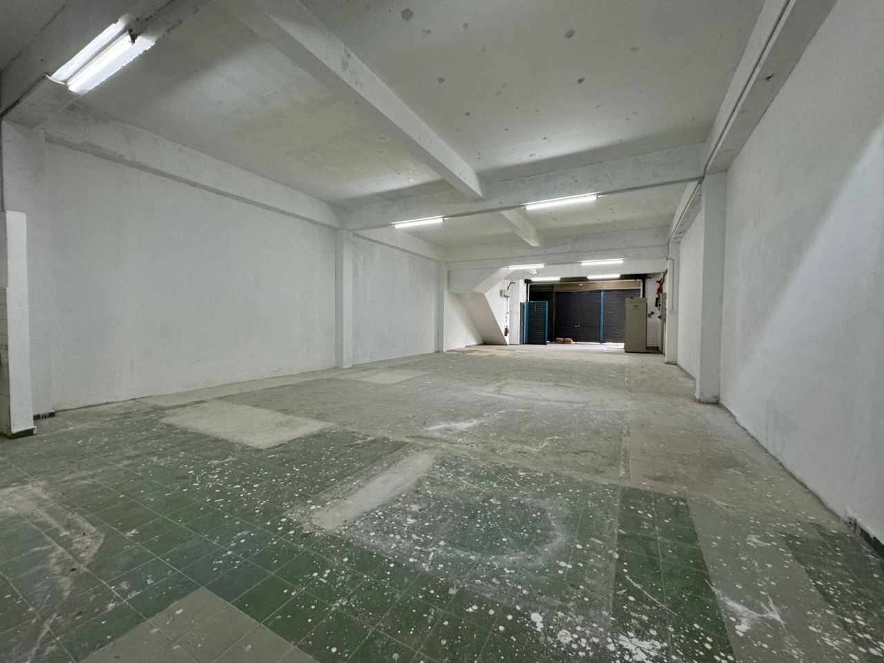 Diamond Valley Light Industry Factory Warehouse - photo 4