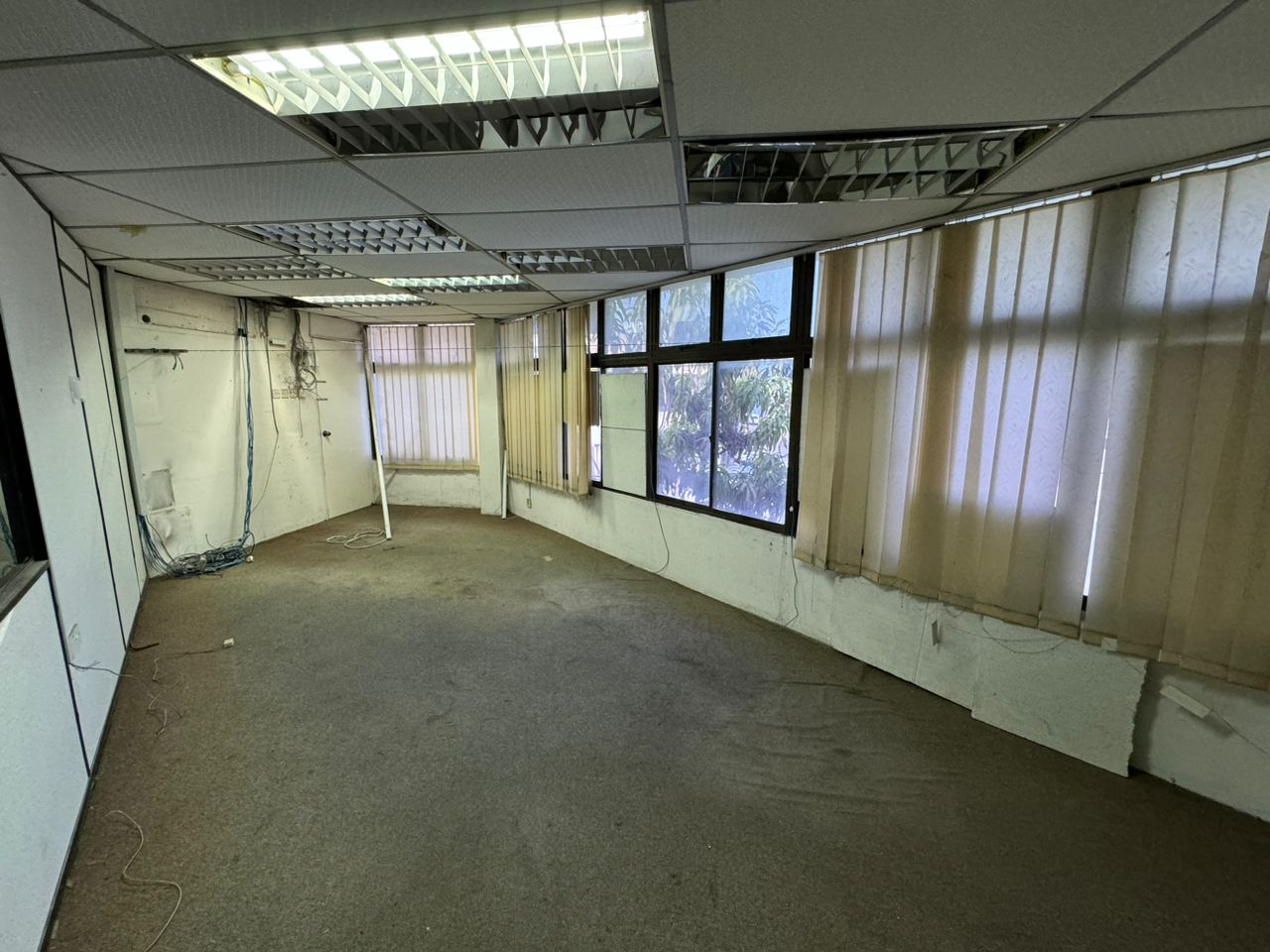Diamond Valley Light Industry Factory Warehouse - photo 10