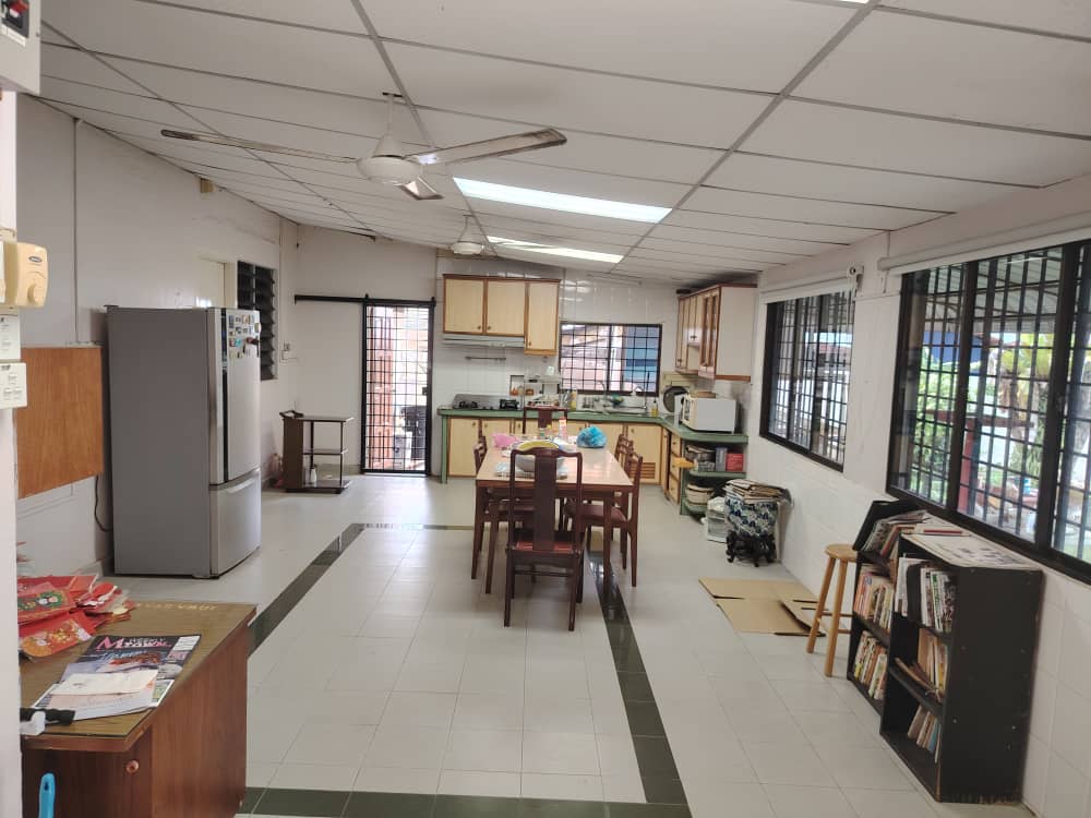 2 Sty Semi D Tanjung Bunga 4800sf Renovated - photo 5