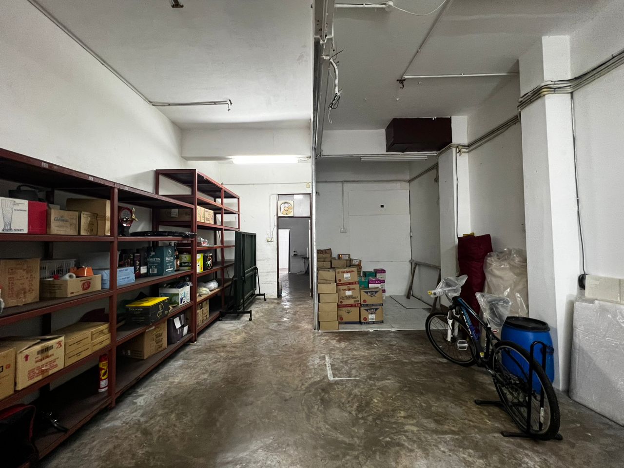 3 Sty Shop Jalan Jelutong, Jalan Perak 4000sf - photo 2