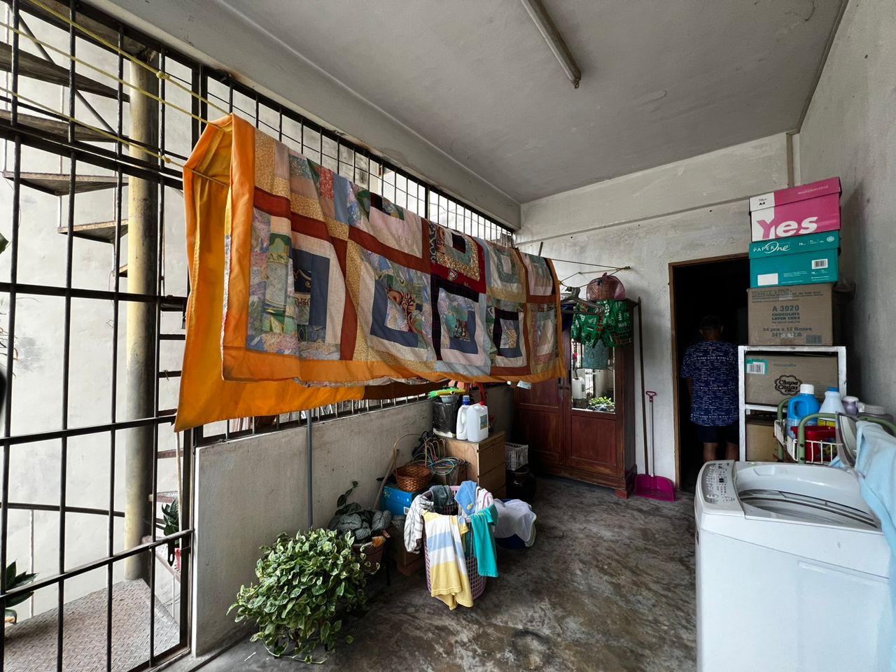 3 Sty Shop Jalan Jelutong, Jalan Perak 4000sf - photo 4