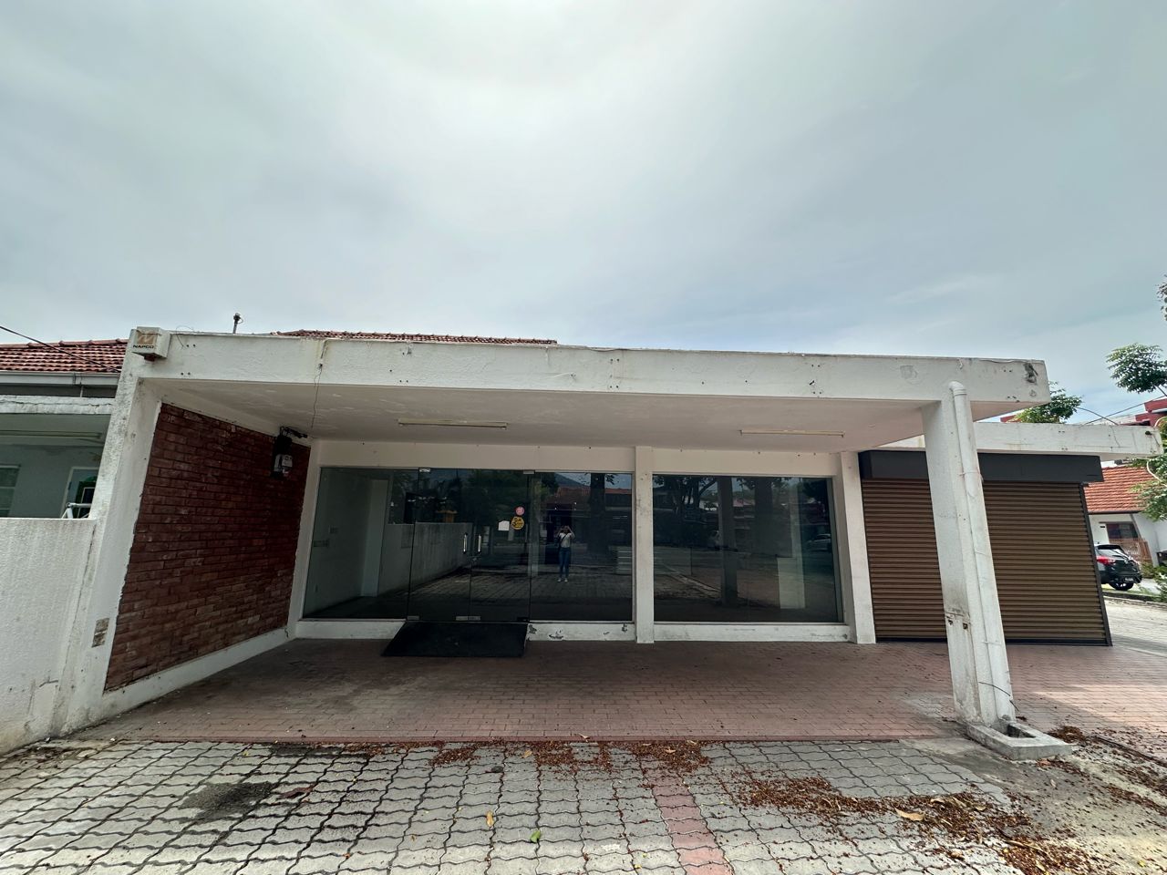 1Sty Commercial Semi D 7100sf Jalan Trengganu - photo 3