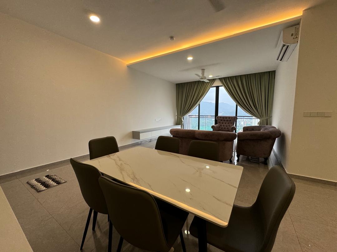 Muze PICC Condo Golf View High Floor 1862sf - photo 2