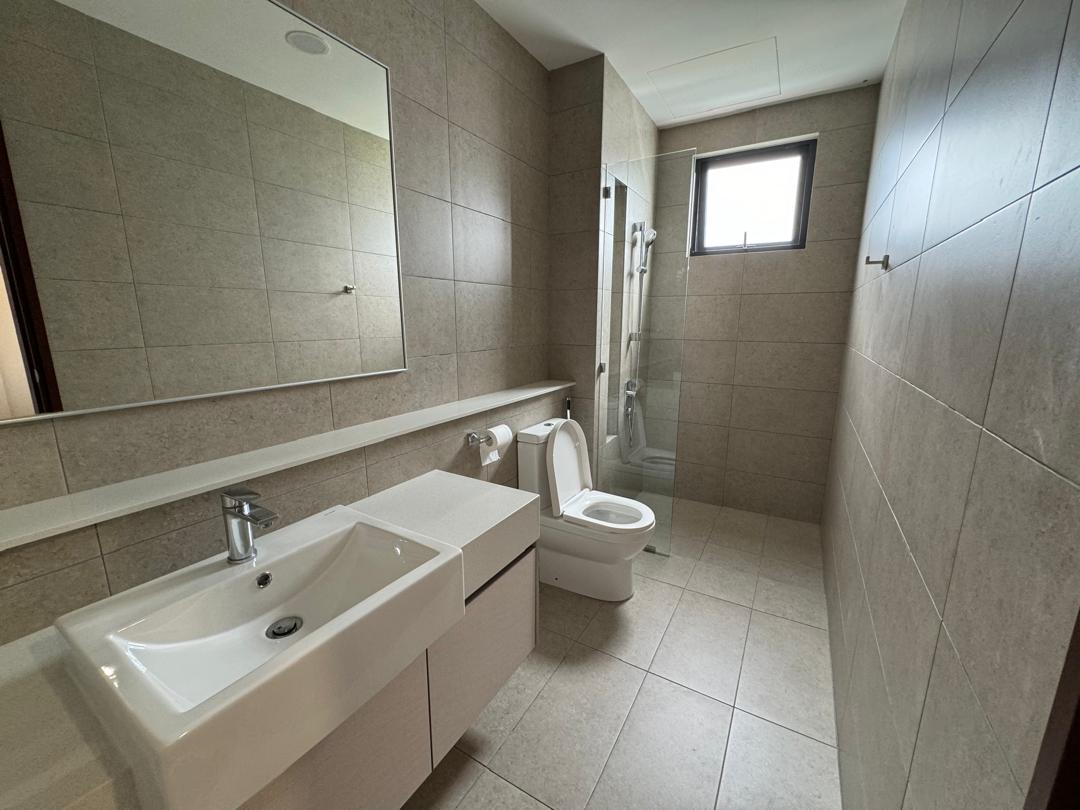 Muze PICC Condo Golf View High Floor 1862sf - photo 7