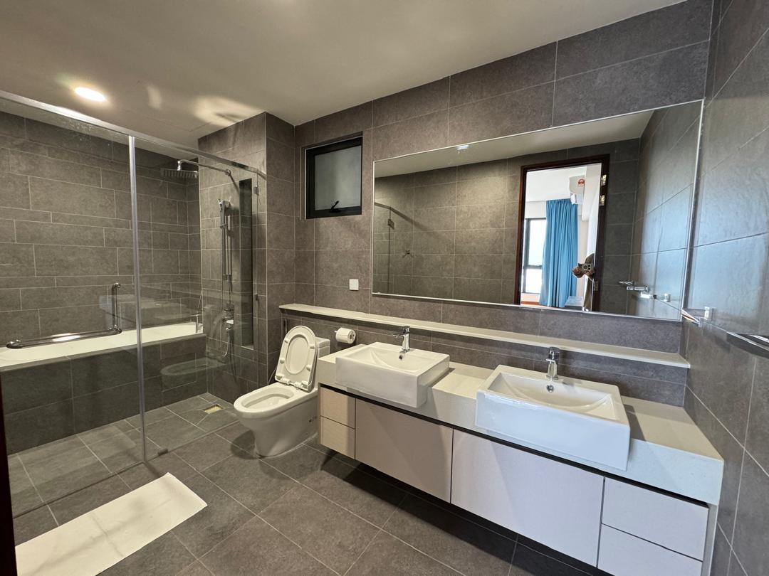 Muze PICC Condo Golf View High Floor 1862sf - photo 13