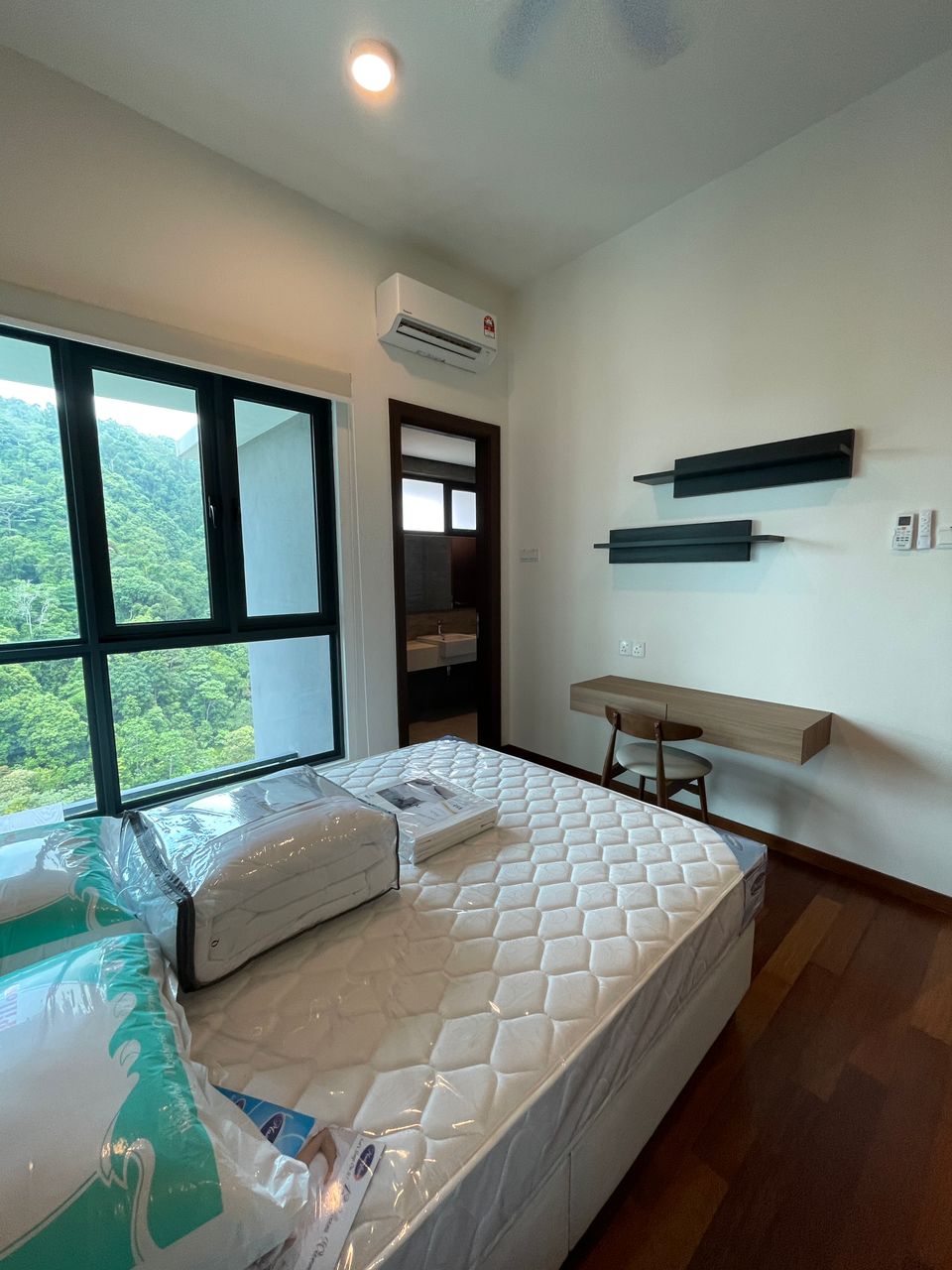 Alila 2 Luxury Condo Move in Condition High Floor - photo 8