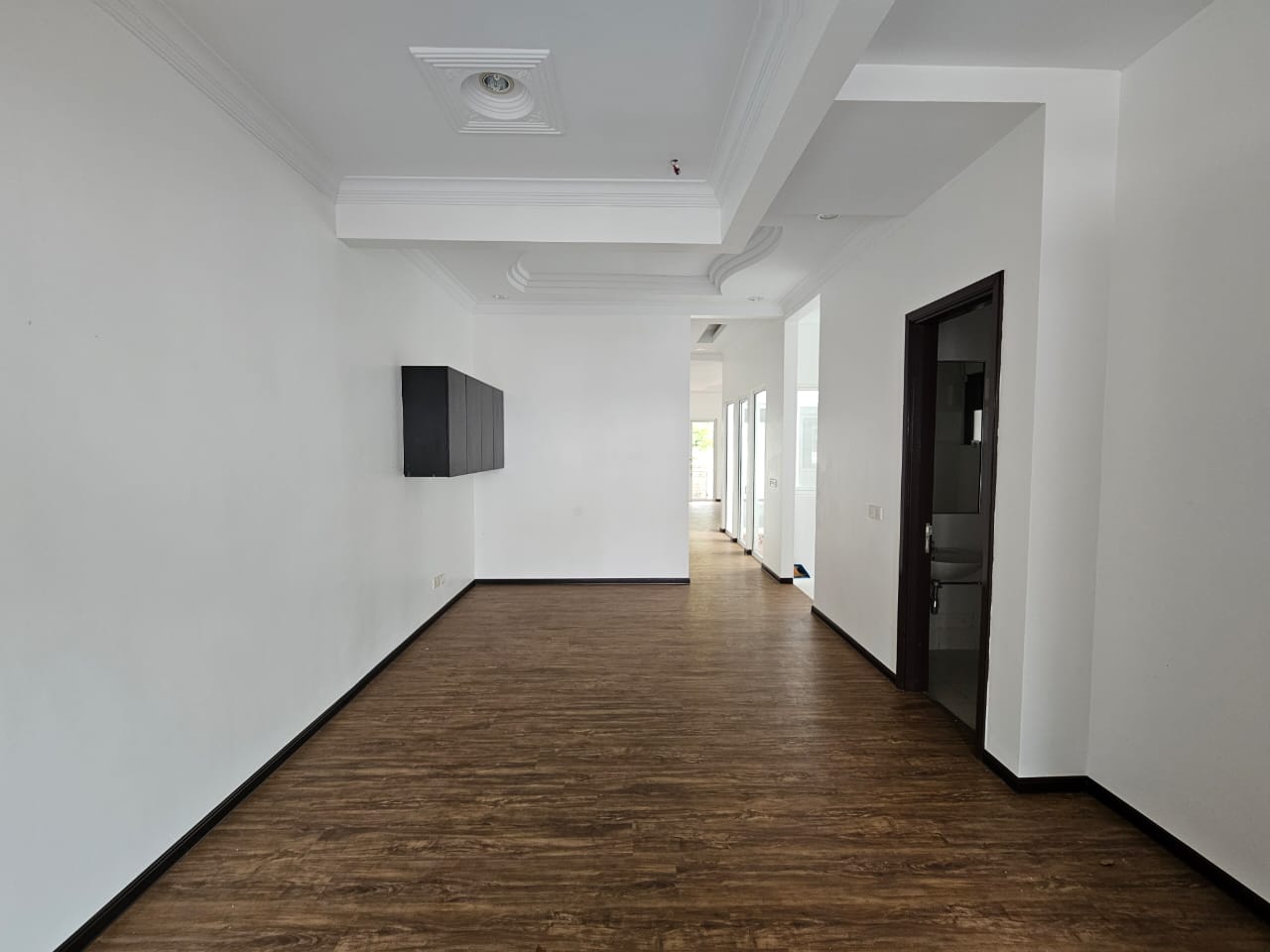 ENO Terrace Corner Ariza 4400sf Seri Tanjung Pinan - photo 2