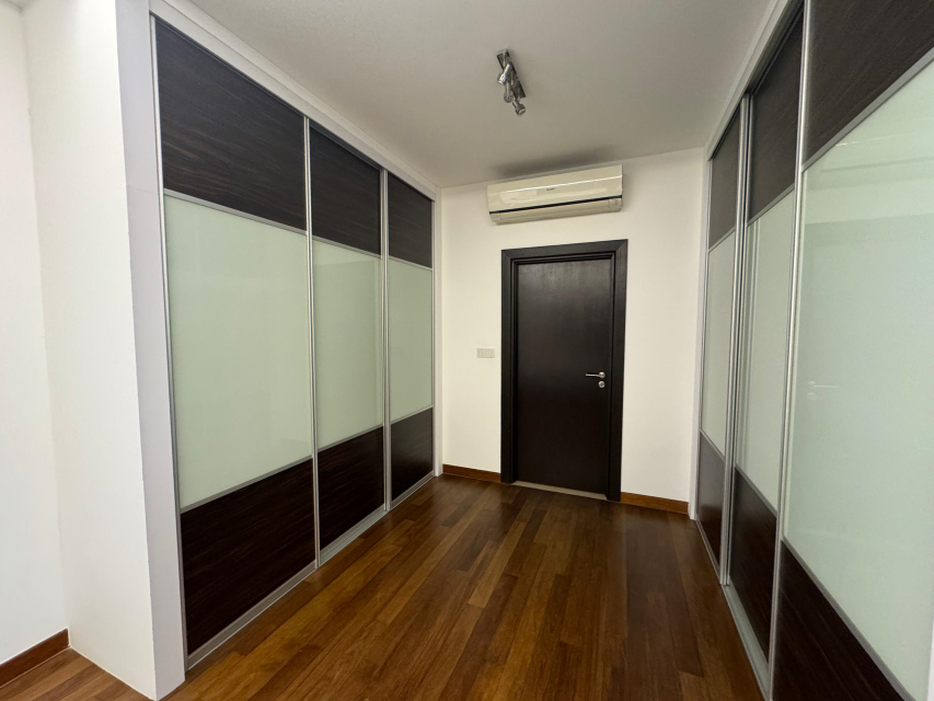 Gurney Paragon West Tower 2810sf - photo 7