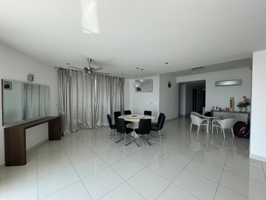 Gurney Paragon West Tower 2810sf - photo 12