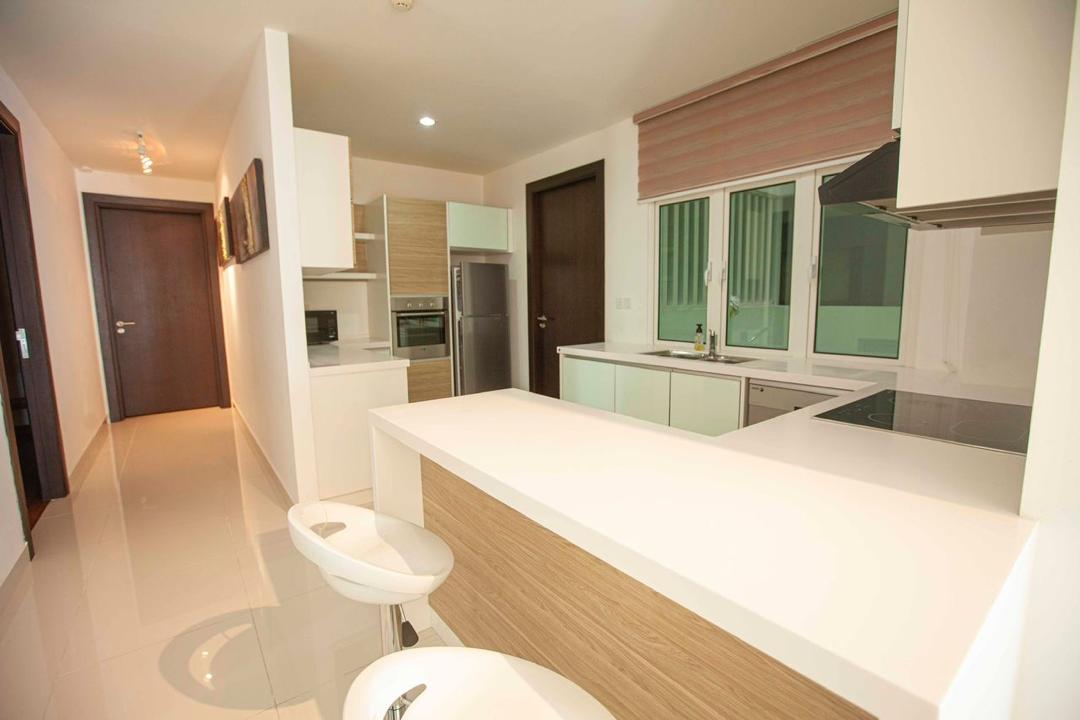 Gurney Paragon West Tower High Floor 2810sf - photo 4
