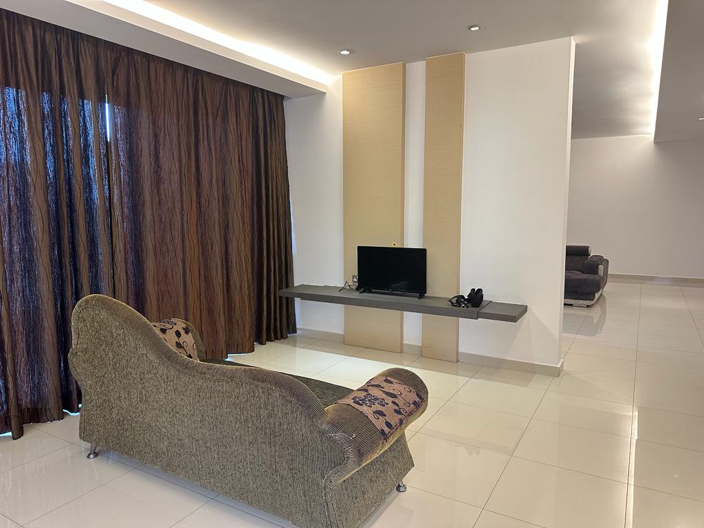 Central Park Condo Batu Lanchang Fully Renovated - photo 3