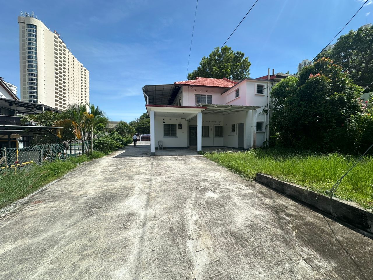 Jalan Tanjung Bunga 2 Sty Commecial Semi D 6833sf - photo 4