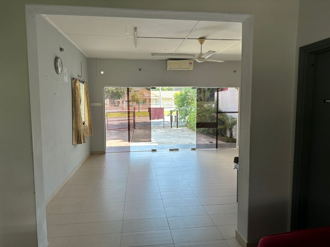 Jalan Tanjung Bunga 2 Sty Commecial Semi D 6833sf - photo 5