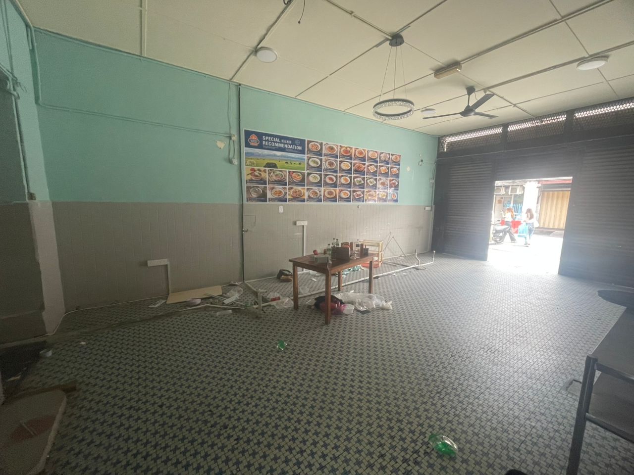 Georgetown Adjoining Shophouse at Lebuh Carnarvon, - photo 2
