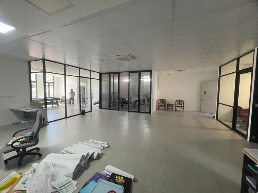 Rangoon Road 4sty Building with Lift 15000sf - photo 2