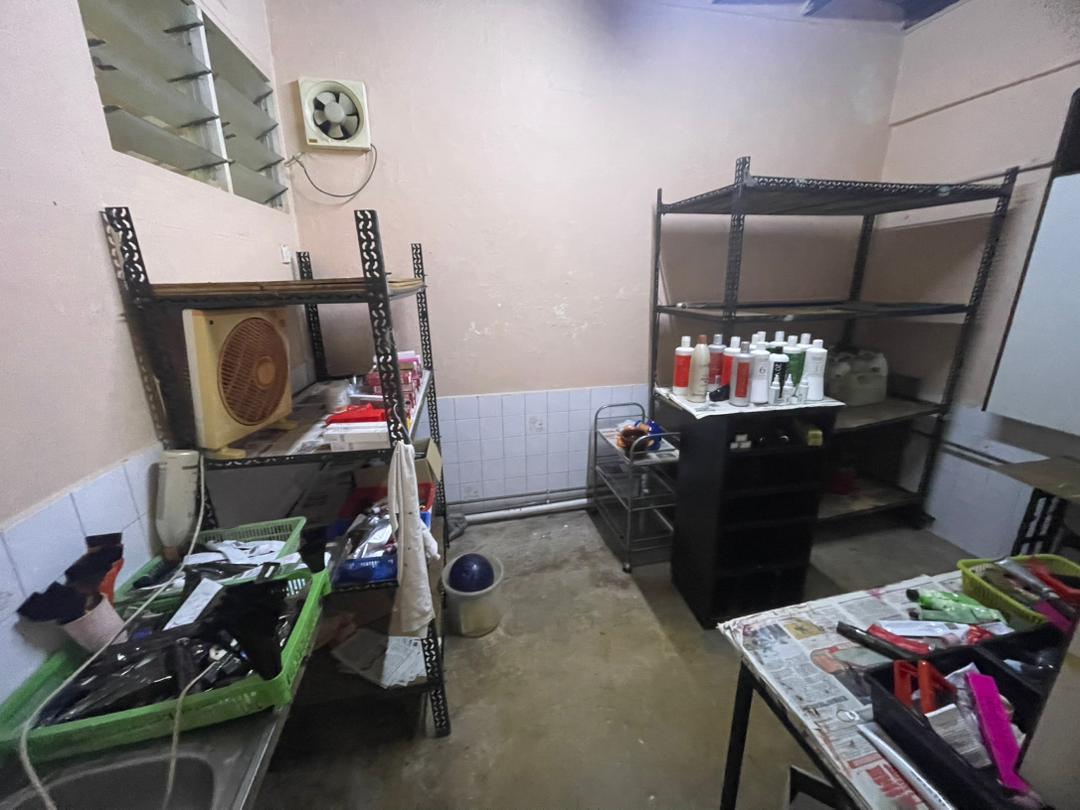 3Sty Shop Georgetown Jalan Seang Tek 3600sf - photo 12