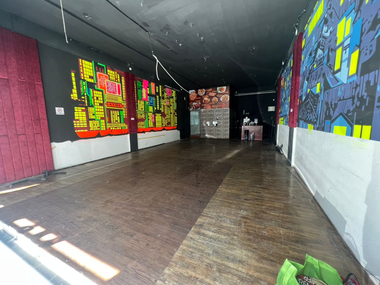 Bay Avenue Ground Floor 1400sf limited unit - photo 2