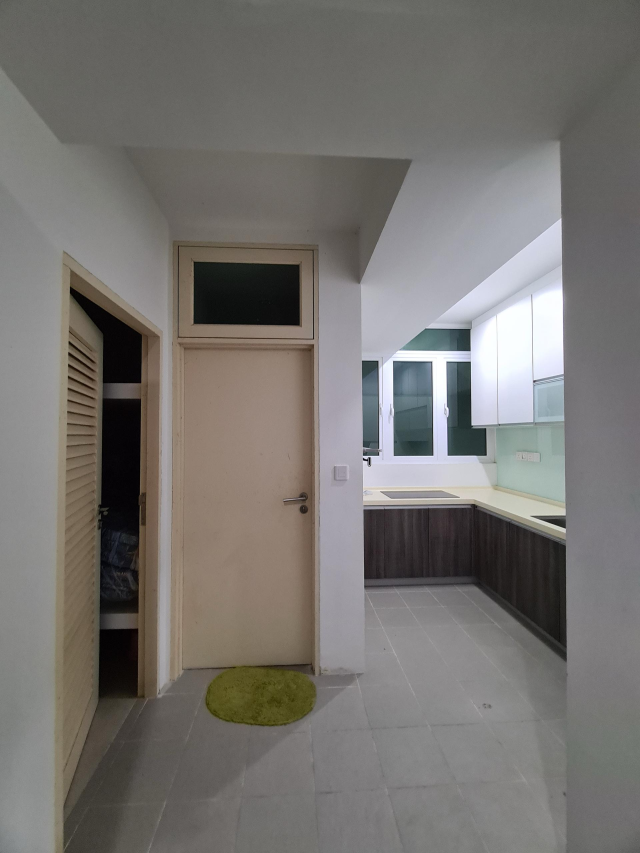 Gurney Paragon 4650sf Sea View Renovated Furnish - photo 5