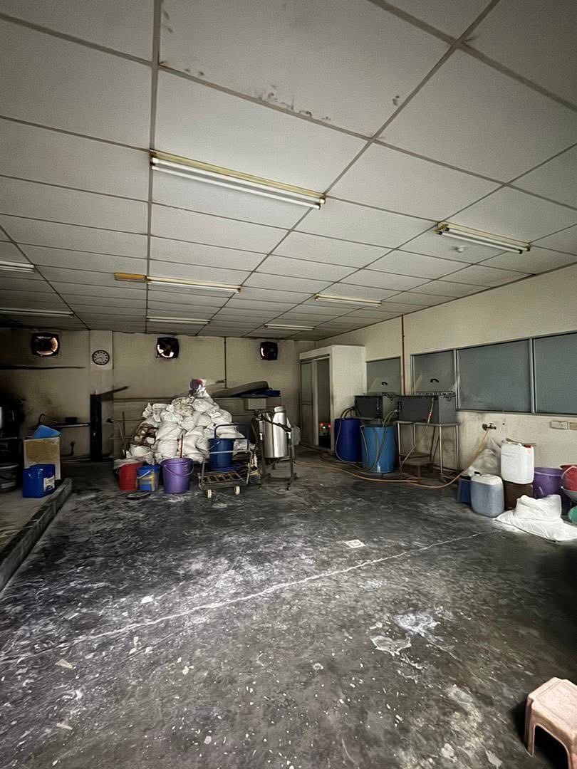 Bayan Lepas Phase 4 FTZ Factory Warehouse 43560sf - photo 8