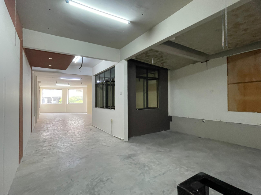 2 Sty Shop Corner Jalan Dato Keramat Georgetown - photo 2
