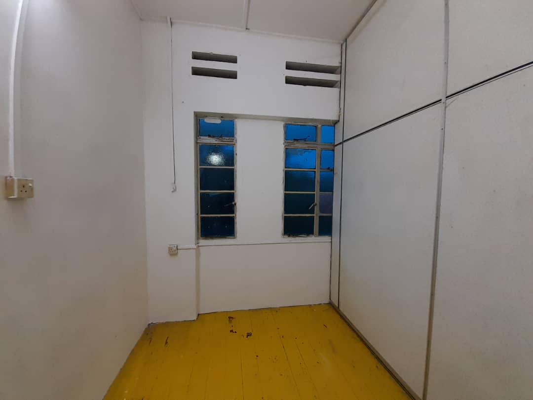 Pulau Tikus 2Sty Terrace Jalan Loh Boon Siew - photo 9