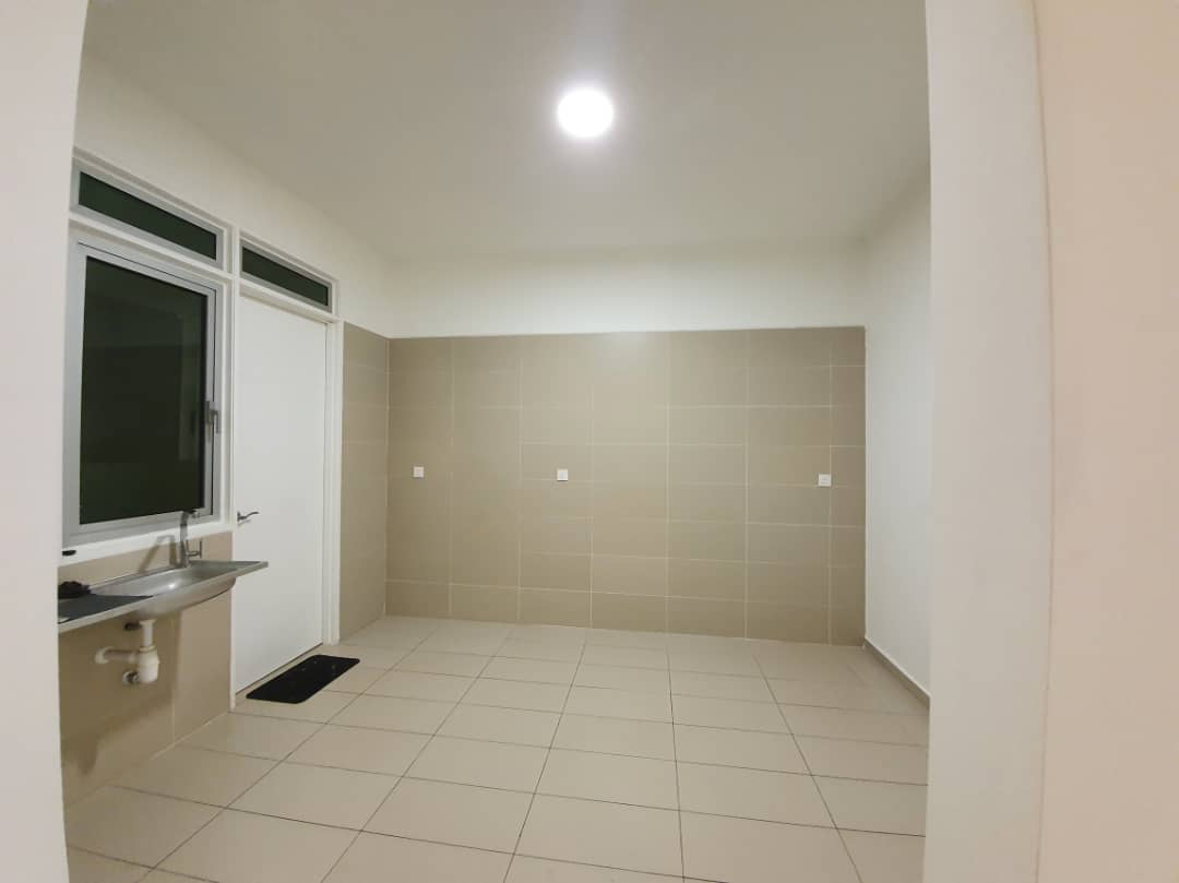 Sandiland High Floor, Komtar View, Renovated - photo 5