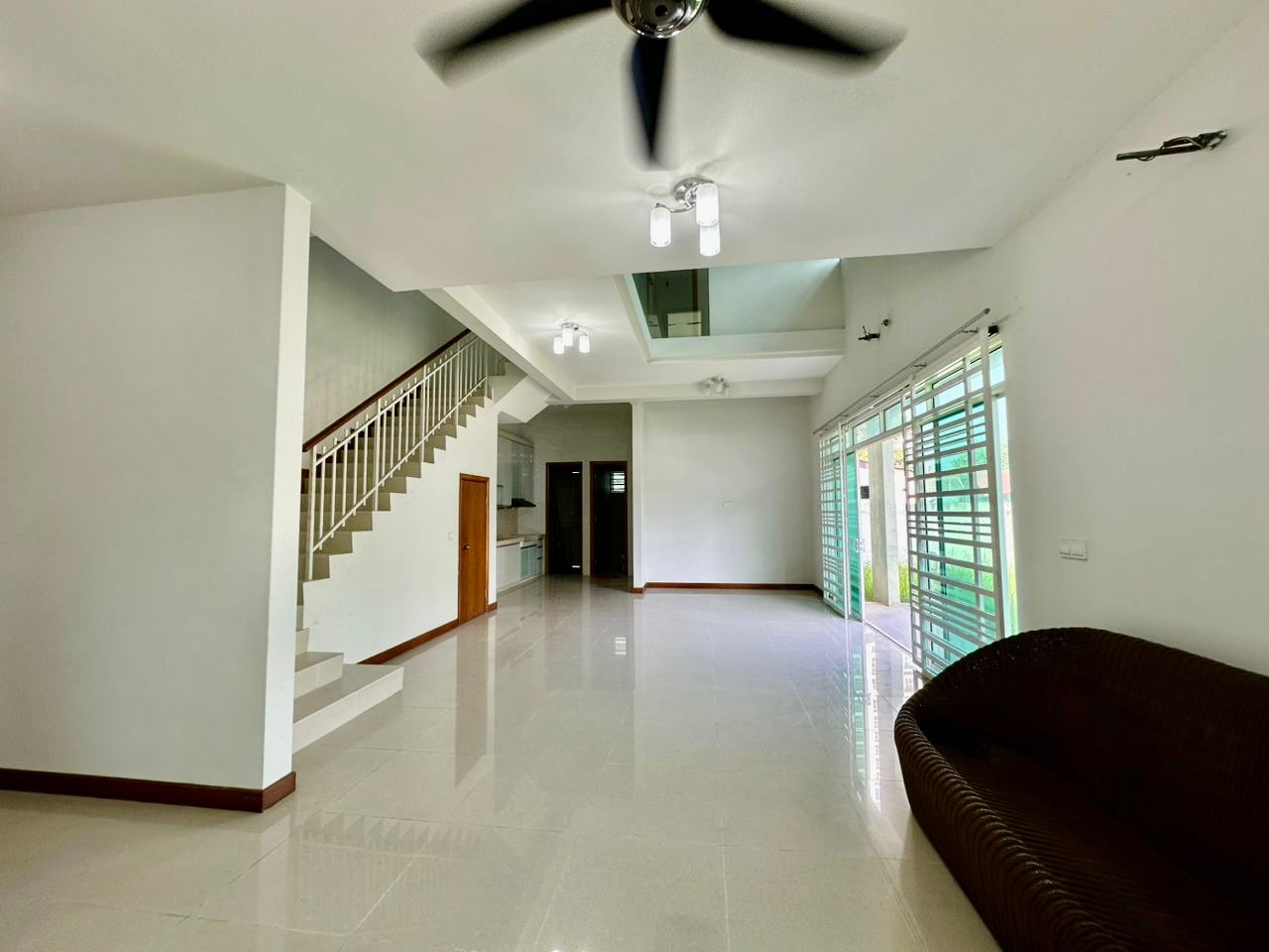 3 Sty Terrace Corner Bukit Dumbar Residence - photo 2