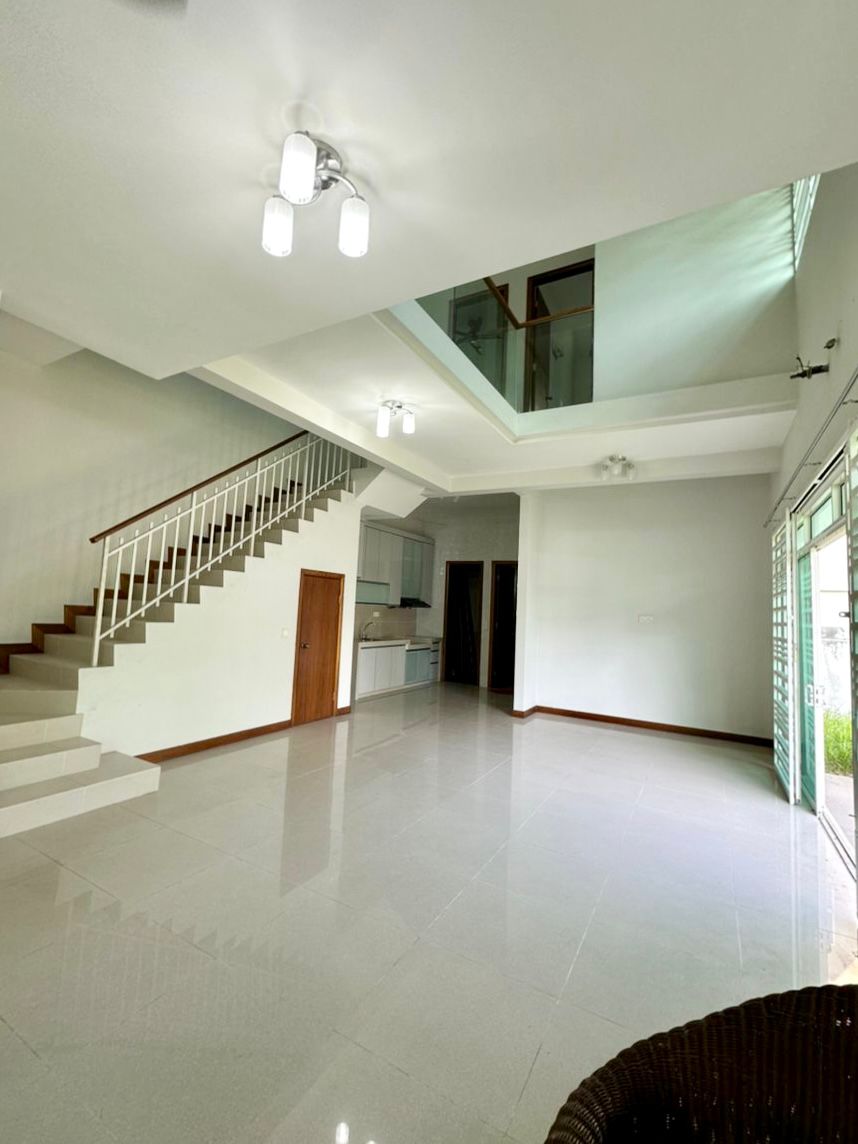 3 Sty Terrace Corner Bukit Dumbar Residence - photo 8