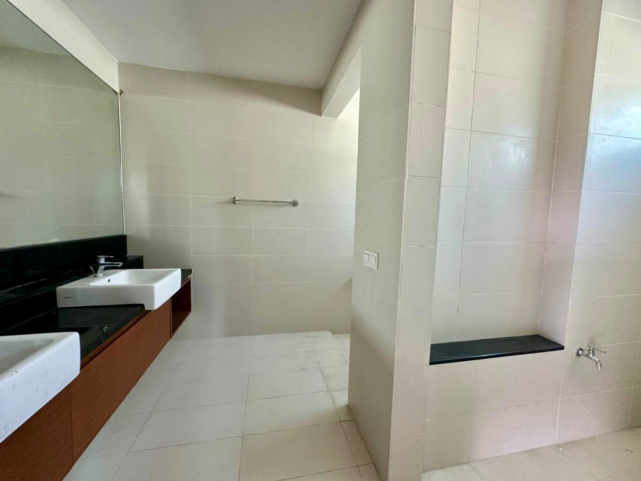 3 Sty Terrace Corner Bukit Dumbar Residence - photo 10
